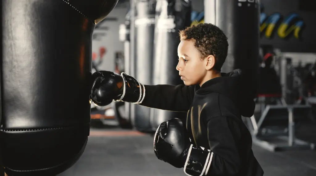 kids boxing andstill boxing